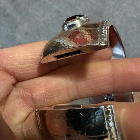 BRIGHTON LARGE BLACK STONE BANGLE SIZE 6.5 - 7 BRACELET
